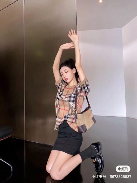 버버리 체크 베이지 반팔 티셔츠 레플리카 미러급 SA급 S급 고퀄리티 하이엔드 최상급 의류 [남성여성공용] 4