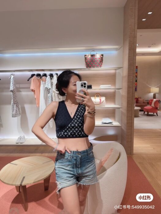 루이비통 플라워 패치워크 탑 레플리카 미러급 SA급 S급 고퀄리티 하이엔드 최상급 의류 [여성] 4