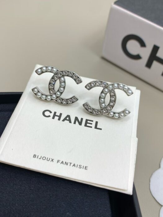 샤넬 CC로고 진주 큐빅 이음 귀걸이 레플리카 미러급 SA급 S급 고퀄리티 최상급 하이엔드 악세사리 [여성] 3