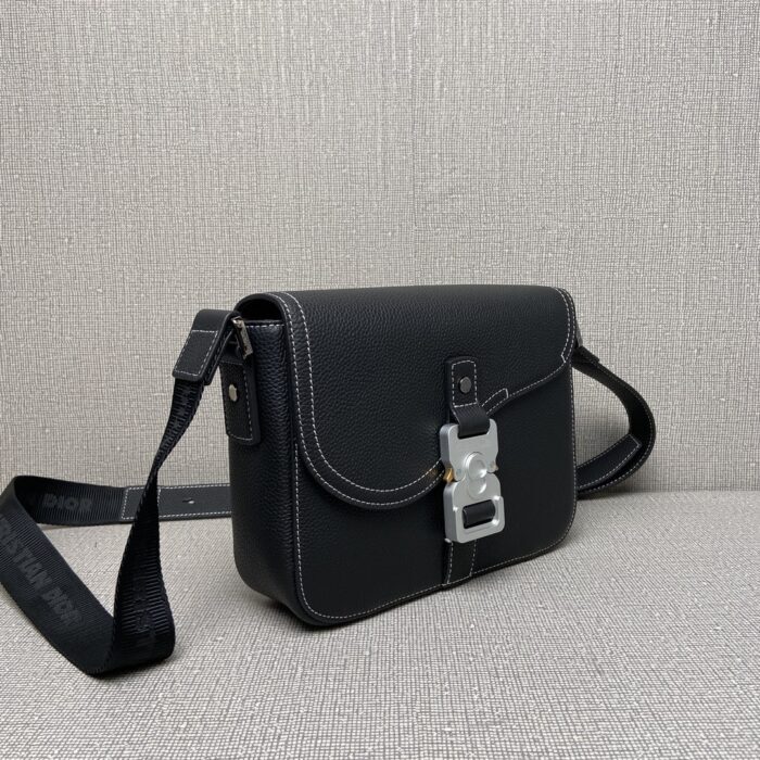 디올 새들 메신저백 그레인드 카프스킨 블랙 레플리카 미러급 SA급 S급 고퀄리티 최상급 하이엔드 크로스백 가방 [남성여성공용] 3