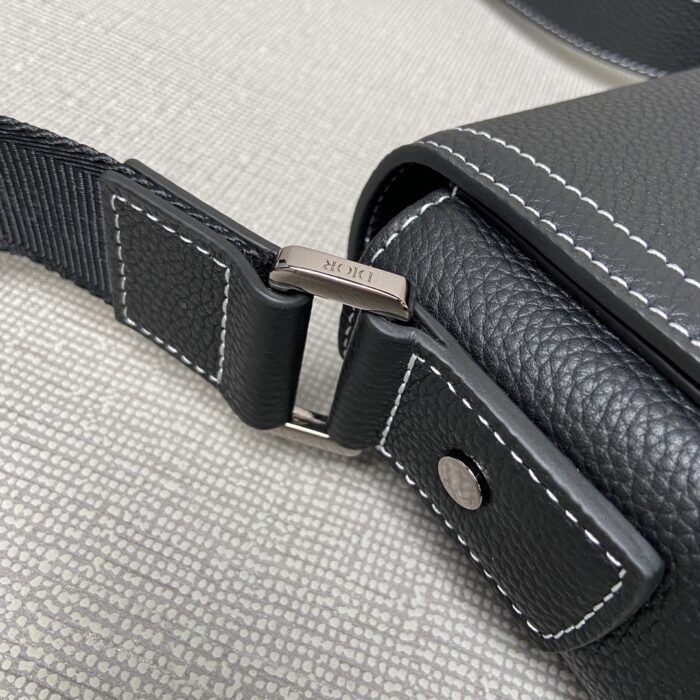 디올 새들 메신저백 그레인드 카프스킨 블랙 레플리카 미러급 SA급 S급 고퀄리티 최상급 하이엔드 크로스백 가방 [남성여성공용] 17