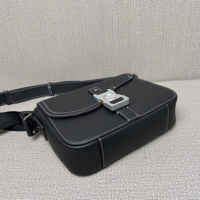 디올 새들 메신저백 그레인드 카프스킨 블랙 레플리카 미러급 SA급 S급 고퀄리티 최상급 하이엔드 크로스백 가방 [남성여성공용] 5