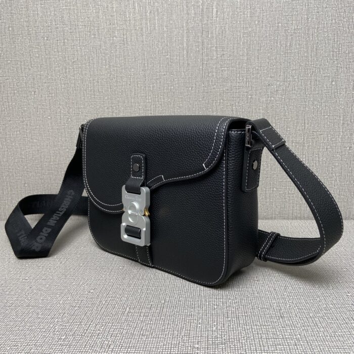 디올 새들 메신저백 그레인드 카프스킨 블랙 레플리카 미러급 SA급 S급 고퀄리티 최상급 하이엔드 크로스백 가방 [남성여성공용] 4