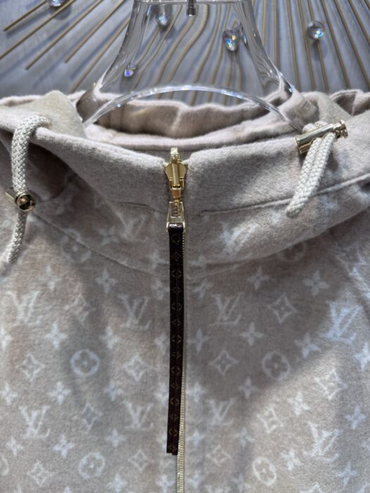 루이비통 리버서블 더블 페이스 집업 자켓 레플리카 미러급 SA급 S급 고퀄리티 하이엔드 최상급 의류 [여성] 11