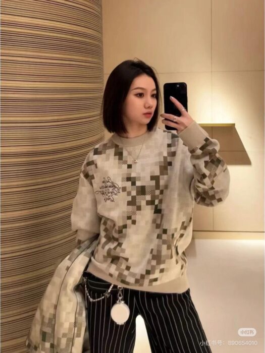 루이비통 그래픽 크루넥 레플리카 미러급 SA급 S급 고퀄리티 하이엔드 최상급 의류 [남성여성공용] 6