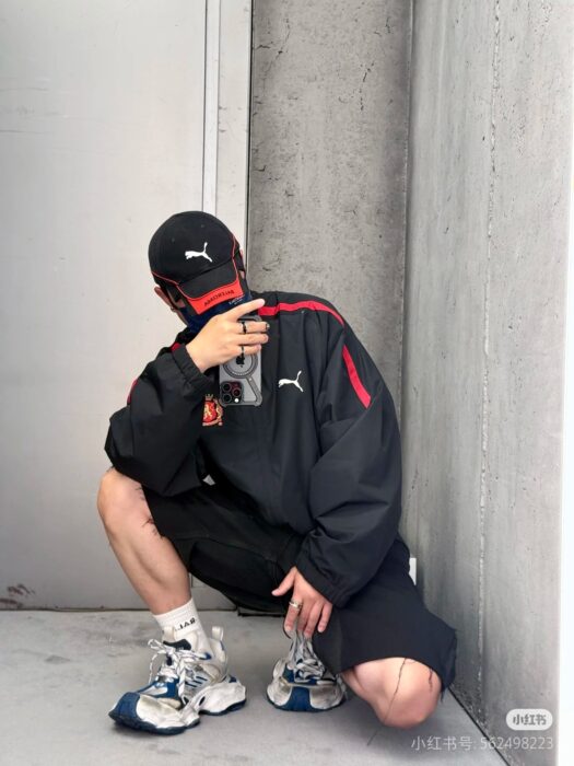 발렌시아가 푸마 로고 배색 유니품 자켓 블랙 레플리카 미러급 SA급 S급 고퀄리티 하이엔드 최상급 의류 [남성] 2