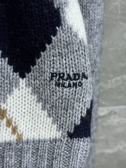 프라다 아가일 니트 캐시미어 가디건 레플리카 미러급 SA급 S급 고퀄리티 하이엔드 최상급 의류 [여성] 14