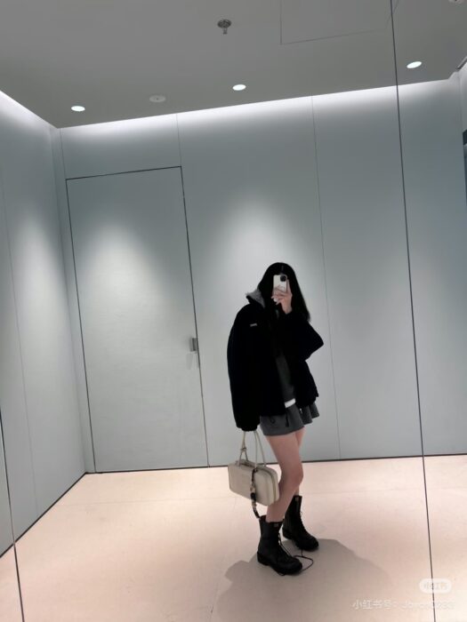 미우미우 플리스 다운 재킷 레플리카 미러급 SA급 S급 고퀄리티 하이엔드 최상급 의류 [여성] 12