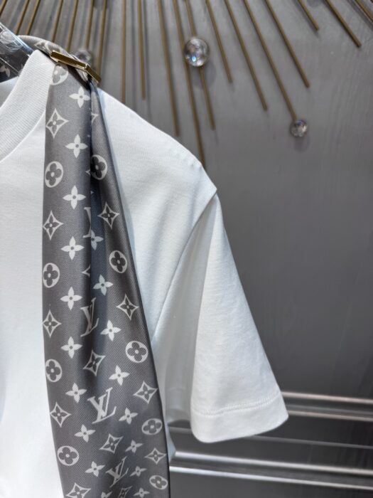 루이비통 레플리카 미러급 SA급 S급 고퀄리티 하이엔드 최상급 의류 [여성] 8