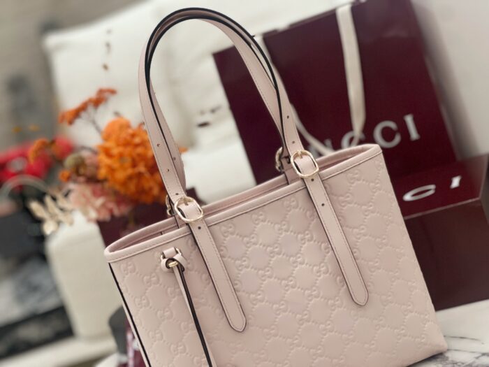 구찌 GG 엠블럼 미디엄 토트백 연핑크 847456 레플리카 미러급 SA급 S급 고퀄리티 최상급 하이엔드 가방 [여성] 6