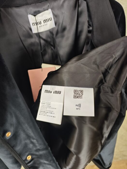 미우미우 모노그램 벨벳 자켓 블랙 레플리카 미러급 SA급 S급 고퀄리티 하이엔드 최상급 의류 [남성여성공용] 8