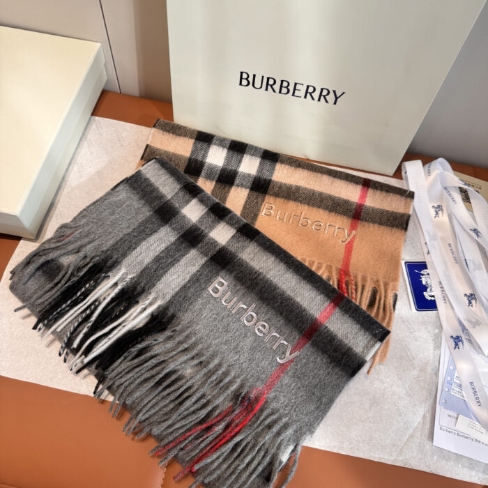 버버리 클래식 체크 캐시미어 스카프 그레이 레플리카 미러급 SA급 S급 고퀄리티 최상급 하이엔드 머플러 목도리 [남성여성공용] 6