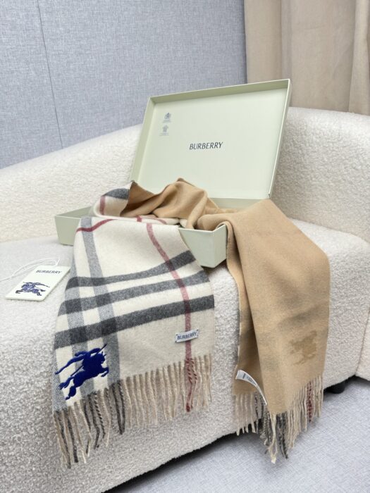 버버리 승마 자수 양면 체크 스카프 베이지 레플리카 미러급 SA급 S급 고퀄리티 최상급 하이엔드 머플러 목도리 [남성여성공용] 2