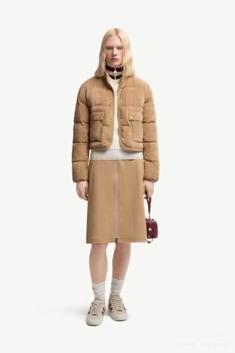 몽클레어 Essarts 브레이드 트리밍 코듀로이 쇼트 다운 자켓 레플리카 미러급 SA급 S급 고퀄리티 하이엔드 최상급 의류 [여성] 18