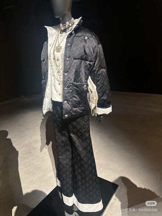 샤넬 실크 빈티지 코튼 코트 레플리카 미러급 SA급 S급 고퀄리티 하이엔드 최상급 의류 [남성여성공용] 18