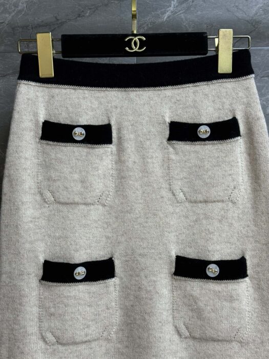 샤넬 콘트라스트 니트 스커트 레플리카 미러급 SA급 S급 고퀄리티 하이엔드 최상급 의류 [여성] 9