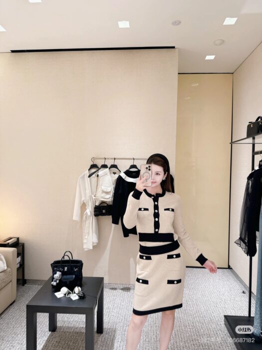 샤넬 콘트라스트 니트 스커트 레플리카 미러급 SA급 S급 고퀄리티 하이엔드 최상급 의류 [여성] 6