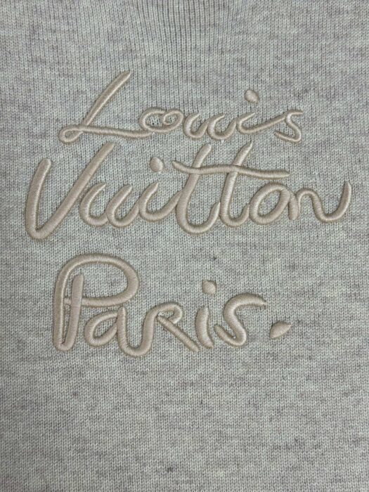 루이비통 커시브 시그니처 풀오버 레플리카 미러급 SA급 S급 고퀄리티 하이엔드 최상급 의류 [여성] 9