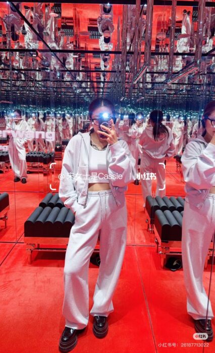 알렉산더왕 크리스털 핫픽스 드로코드 세트(2color) 레플리카 미러급 SA급 S급 고퀄리티 하이엔드 최상급 의류 [여성] 23