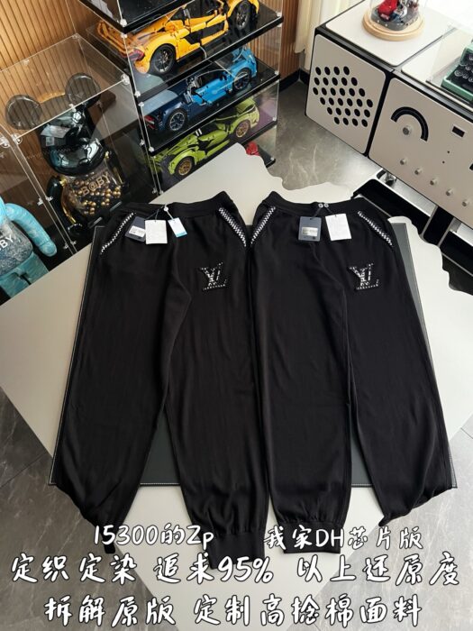 루이비통 니트 트랙 팬츠 바지 블랙 레플리카 미러급 SA급 S급 고퀄리티 하이엔드 최상급 의류 [남성여성공용] 3