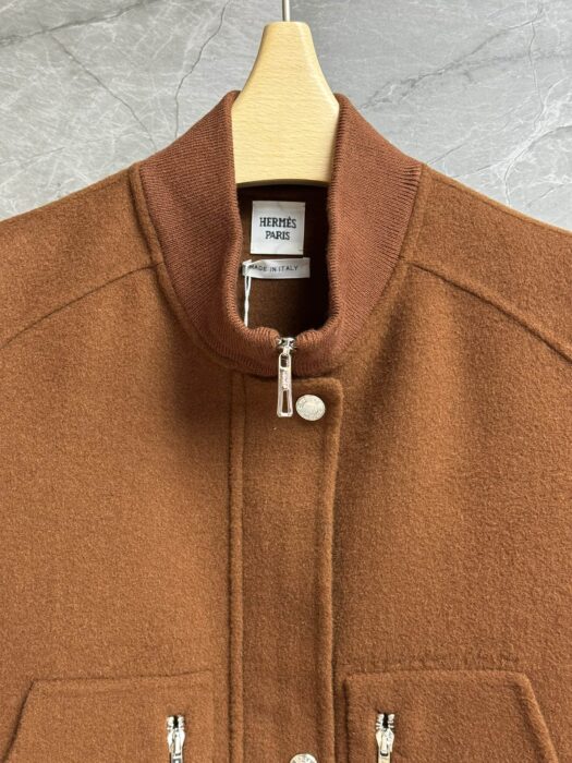 에르메스 슬리브리스 숏 붐버 자켓 레플리카 미러급 SA급 S급 고퀄리티 하이엔드 최상급 의류 [여성] 4