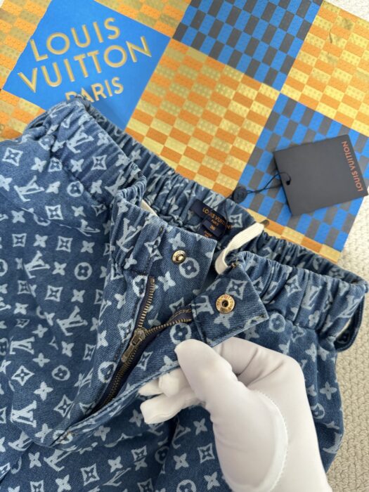 루이비통 모노그램 데님 팬츠 레플리카 미러급 SA급 S급 고퀄리티 하이엔드 최상급 의류 [여성] 11