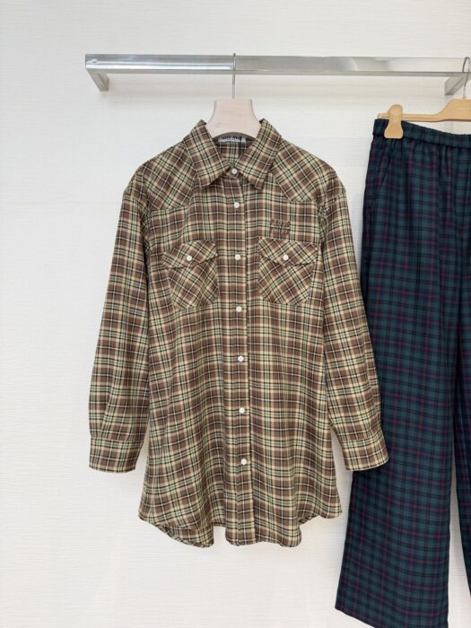 미우미우 플레이드 셔츠 카멜 토바코 레플리카 미러급 SA급 S급 고퀄리티 하이엔드 최상급 의류 [여성] 7