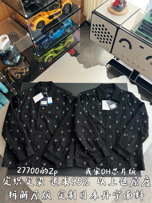 루이비통 그라데이션 올 오버 LV 자수 데님 자켓 블랙 레플리카 미러급 SA급 S급 고퀄리티 하이엔드 최상급 의류 [남성여성공용] 3