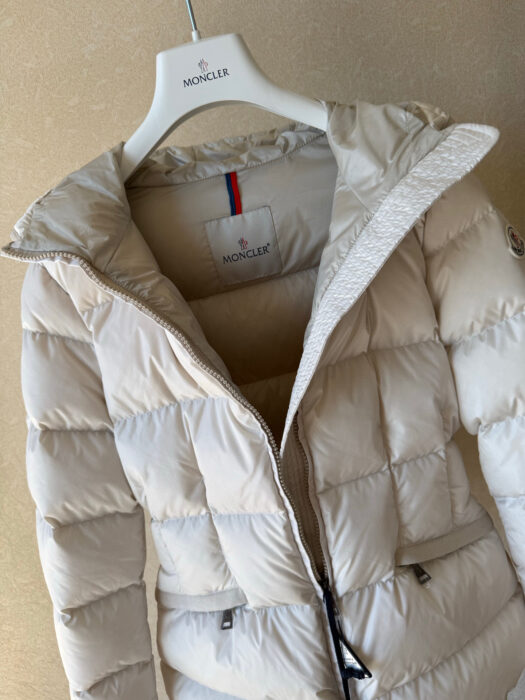 몽클레어 Avoce 후드 쇼트 다운 자켓(2color) 레플리카 미러급 SA급 S급 고퀄리티 하이엔드 최상급 의류 [여성] 14