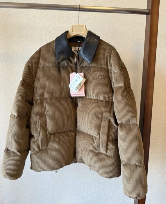 미우미우 코듀로이 및 나파 가죽 다운 자켓 레플리카 미러급 SA급 S급 고퀄리티 하이엔드 최상급 의류 [여성] 5