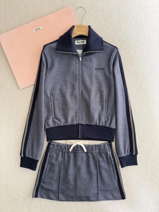 미우미우 저지 지퍼 스웨트셔츠 레플리카 미러급 SA급 S급 고퀄리티 하이엔드 최상급 의류 [여성] 7