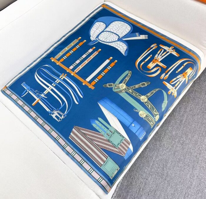 에르메스 24 스퀘어 스카프 블루 레플리카 미러급 SA급 S급 고퀄리티 최상급 하이엔드 머플러 목도리 [여성] 4