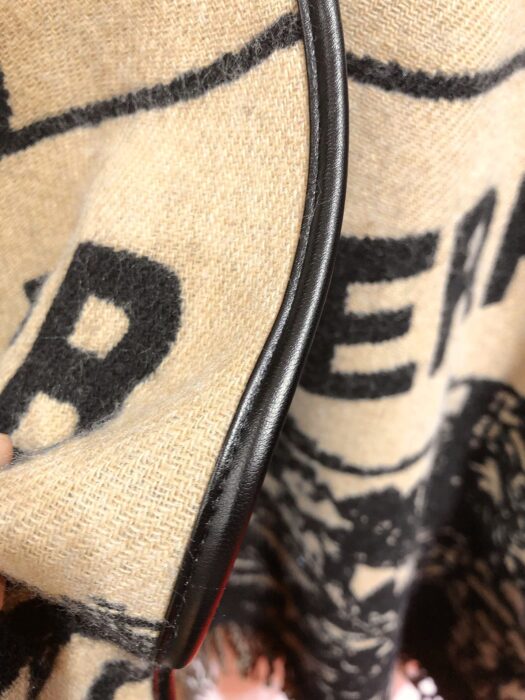 버버리 승마 자카드 체크 양면 케이프 브라운 캐시미어 레플리카 미러급 SA급 S급 고퀄리티 최상급 하이엔드 [여성] 5