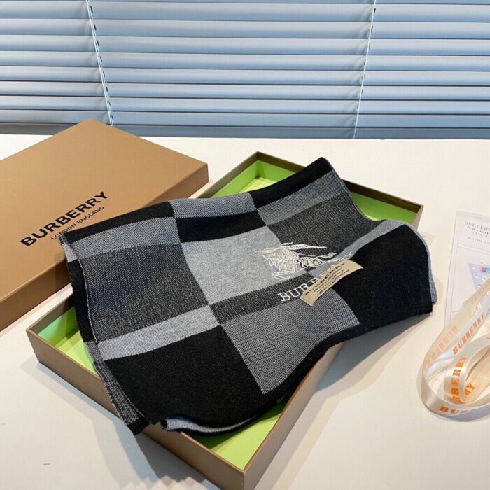 버버리 승마 배색 체크 스카프 그레이 블랙 캐시미어 레플리카 미러급 SA급 S급 고퀄리티 최상급 하이엔드 머플러 목도리 [남성여성공용] 5