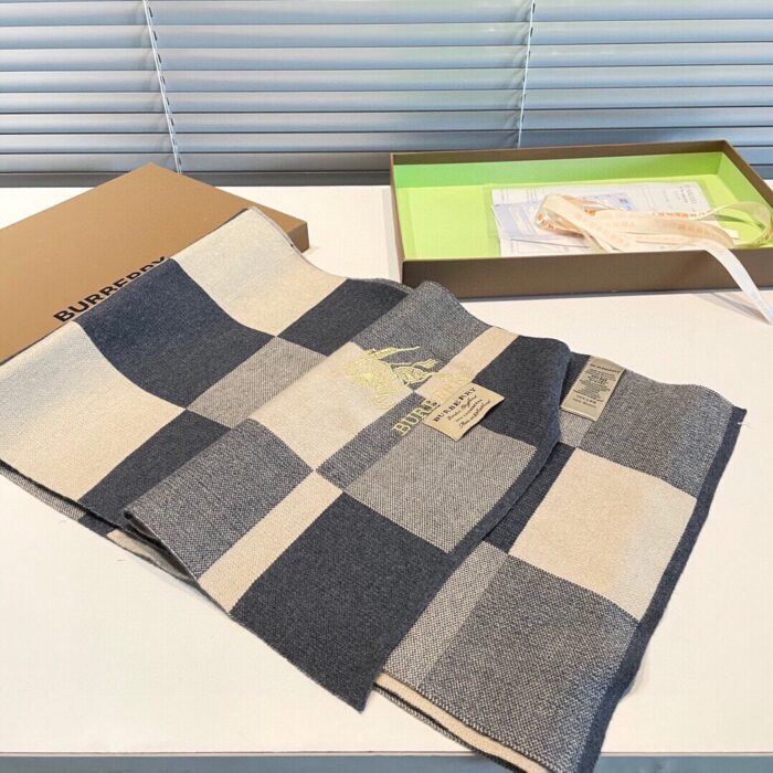버버리 승마 배색 체크 스카프 그레이 베이지 캐시미어 레플리카 미러급 SA급 S급 고퀄리티 최상급 하이엔드 머플러 목도리 [남성여성공용] 4