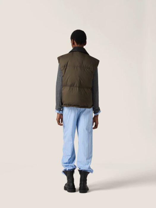 미우미우 테크니컬 퐁제 다운 베스트 레플리카 미러급 SA급 S급 고퀄리티 하이엔드 최상급 의류 [여성] 15