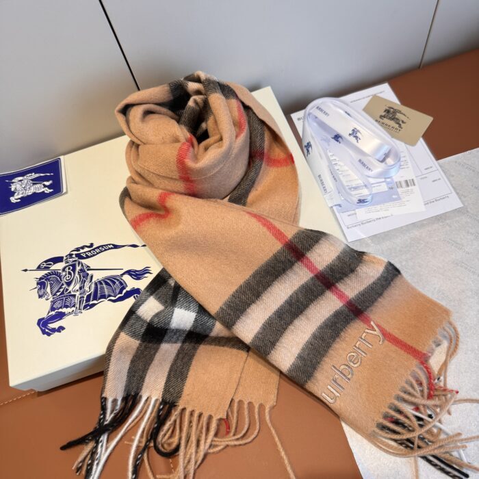 버버리 클래식 체크 캐시미어 카키 스카프 레플리카 미러급 SA급 S급 고퀄리티 최상급 하이엔드 머플러 목도리 [남성여성공용] 4