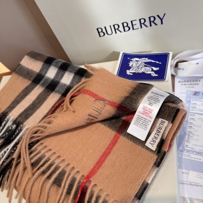 버버리 클래식 체크 캐시미어 카키 스카프 레플리카 미러급 SA급 S급 고퀄리티 최상급 하이엔드 머플러 목도리 [남성여성공용] 6