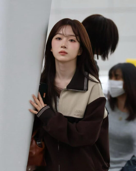 미우미우 지퍼 스웨트셔츠 레플리카 미러급 SA급 S급 고퀄리티 하이엔드 최상급 의류 [여성] 3