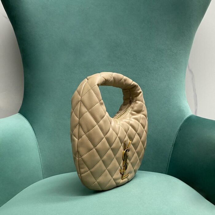 생로랑 퀼팅 스웨이드 소재 ICARINO 851689 베이지 레플리카 미러급 SA급 S급 고퀄리티 최상급 하이엔드 핸드백 가방 [여성] 3
