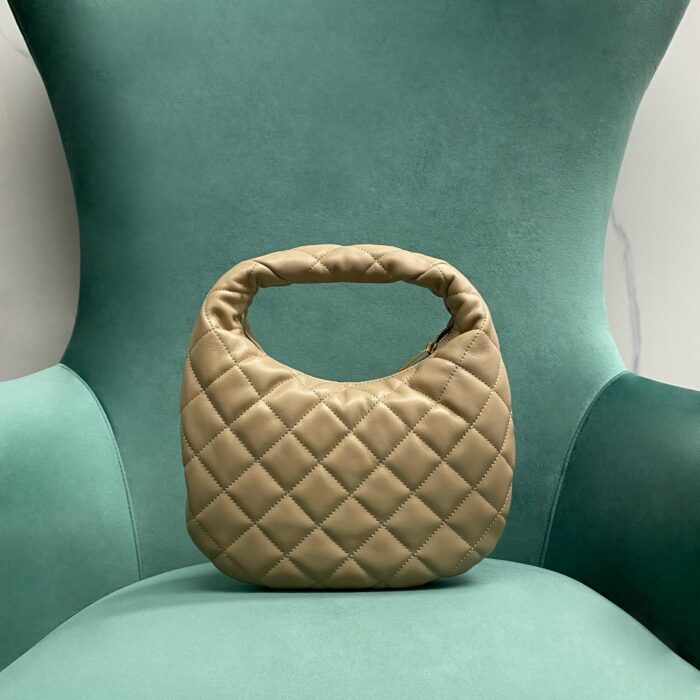 생로랑 퀼팅 스웨이드 소재 ICARINO 851689 베이지 레플리카 미러급 SA급 S급 고퀄리티 최상급 하이엔드 핸드백 가방 [여성] 2