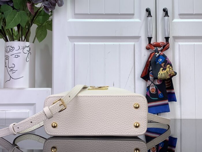 루이비통 카퓌신 미니 M14177 아이보리 레플리카 미러급 SA급 S급 고퀄리티 최상급 하이엔드 핸드백 크로스백 가방 [여성] 5