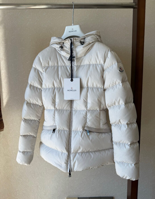 몽클레어 Avoce 후드 쇼트 다운 자켓(2color) 레플리카 미러급 SA급 S급 고퀄리티 하이엔드 최상급 의류 [여성] 9