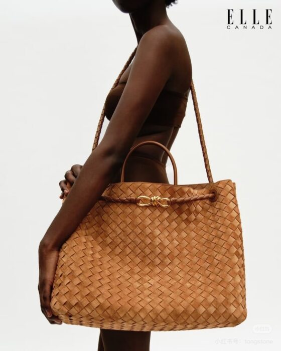 보테가베네타 라지 안디아모 743575 앰버 스웨이드 레플리카 미러급 SA급 S급 고퀄리티 최상급 하이엔드 가방 [남성여성공용]