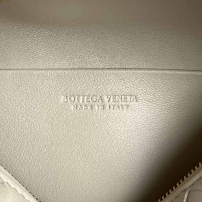 보테가베네타 스몰 소프트 베니티 아이보리 843800 레플리카 미러급 SA급 S급 고퀄리티 최상급 하이엔드 가방 [여성] 10