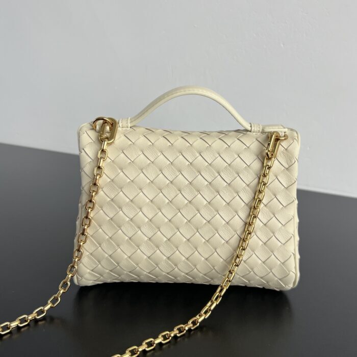 보테가베네타 스몰 소프트 베니티 아이보리 843800 레플리카 미러급 SA급 S급 고퀄리티 최상급 하이엔드 가방 [여성] 4