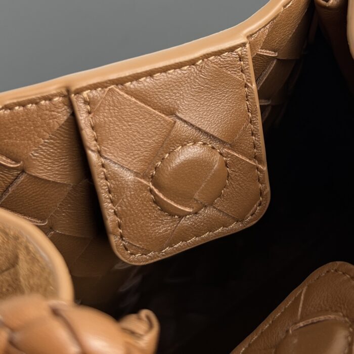 보테가베네타 스몰 파라슈트 796569 앰버 스웨이드 레플리카 미러급 SA급 S급 고퀄리티 최상급 하이엔드 가방 [여성] 8