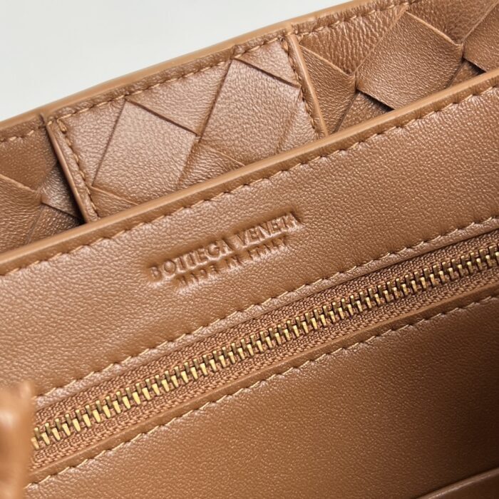 보테가베네타 스몰 안디아모 743568 앰버 스웨이드 레플리카 미러급 SA급 S급 고퀄리티 최상급 하이엔드 가방 [여성] 9