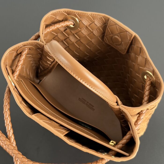 보테가베네타 스몰 안디아모 743568 앰버 스웨이드 레플리카 미러급 SA급 S급 고퀄리티 최상급 하이엔드 가방 [여성] 4