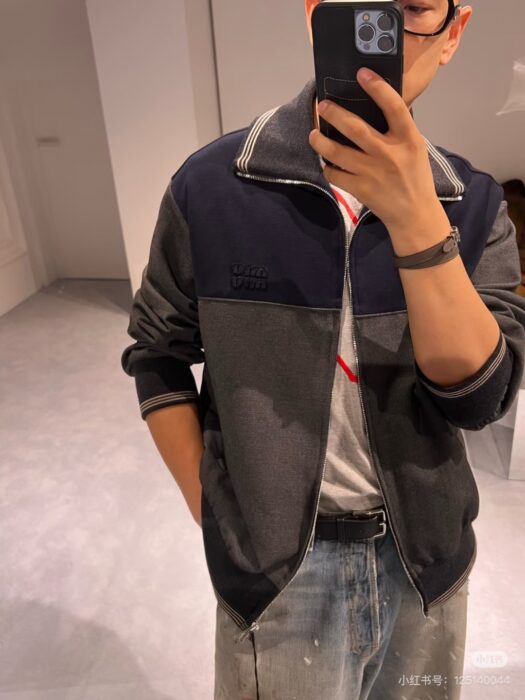 미우미우 지퍼 니트 자켓 레플리카 미러급 SA급 S급 고퀄리티 하이엔드 최상급 의류 [여성] 11